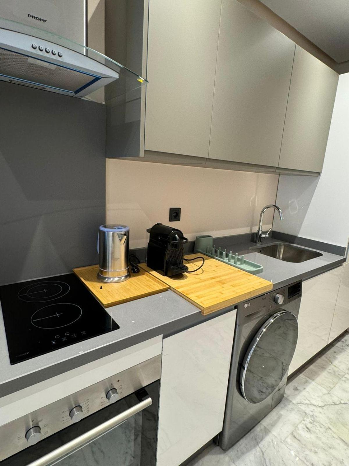 Les Joyeux Luxury Et Apartamento *