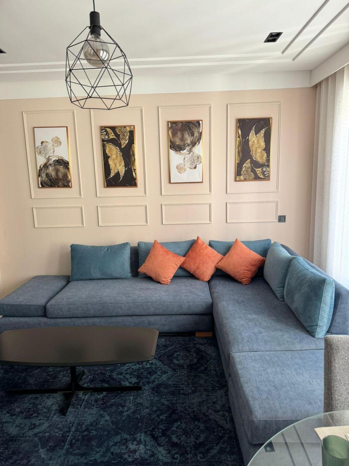Apartamento Les Joyeux Luxury Et Casa Blanca