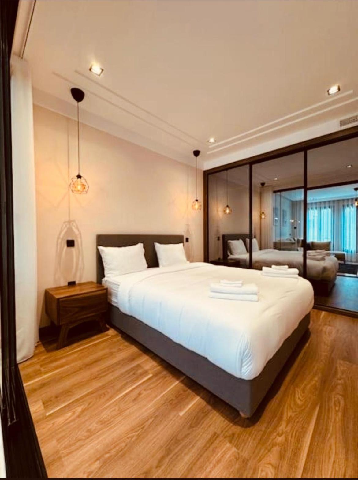 Les Joyeux Luxury Et Apartamento Casa Blanca