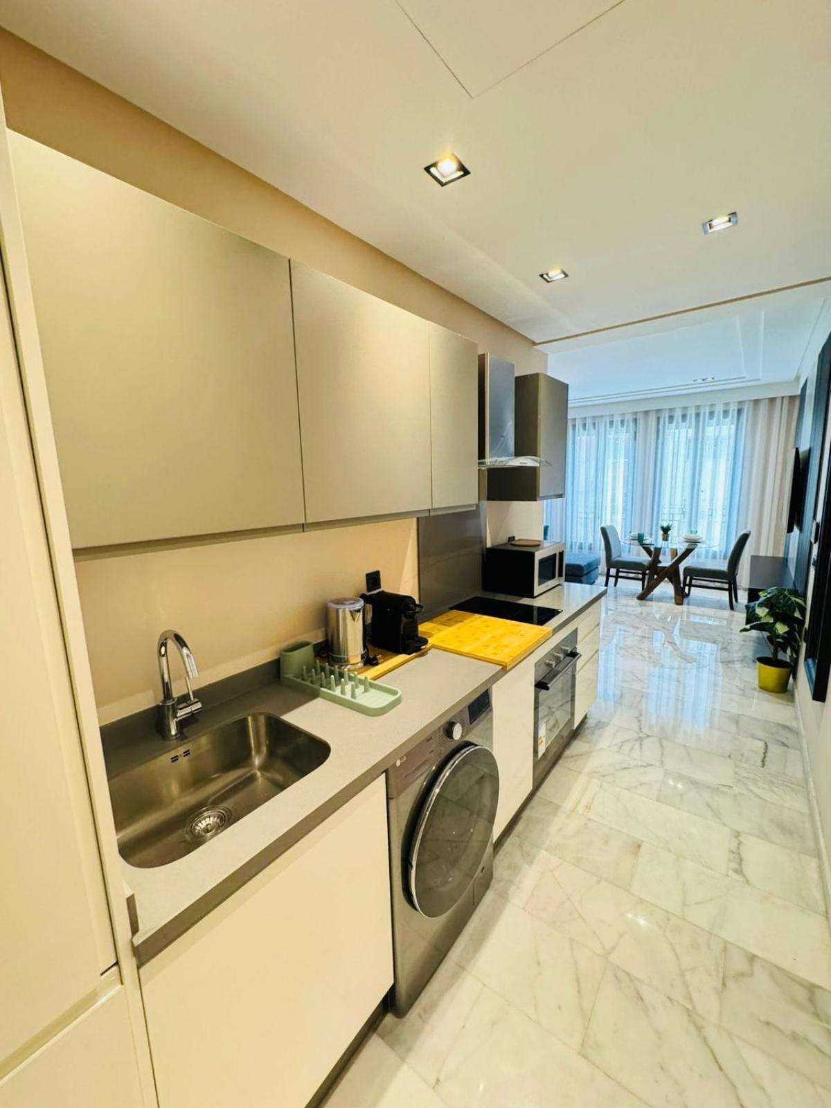 Apartamento Les Joyeux Luxury Et Casa Blanca