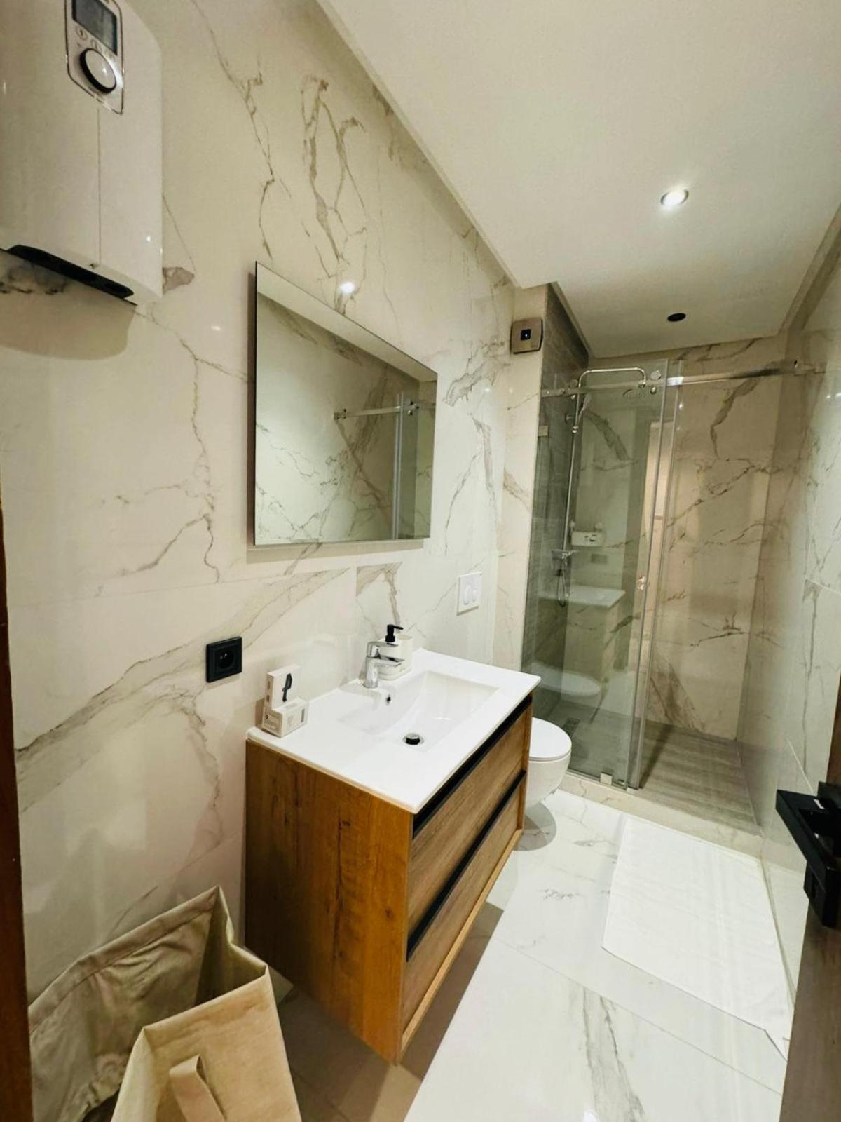 Les Joyeux Luxury Et * Casa Blanca